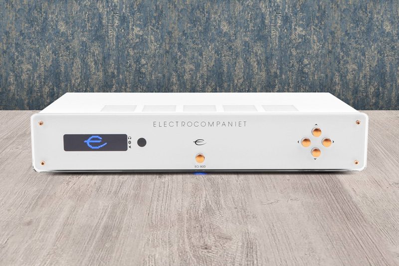  븦  Electrocompaniet ECI 80D Integrated Amplifier